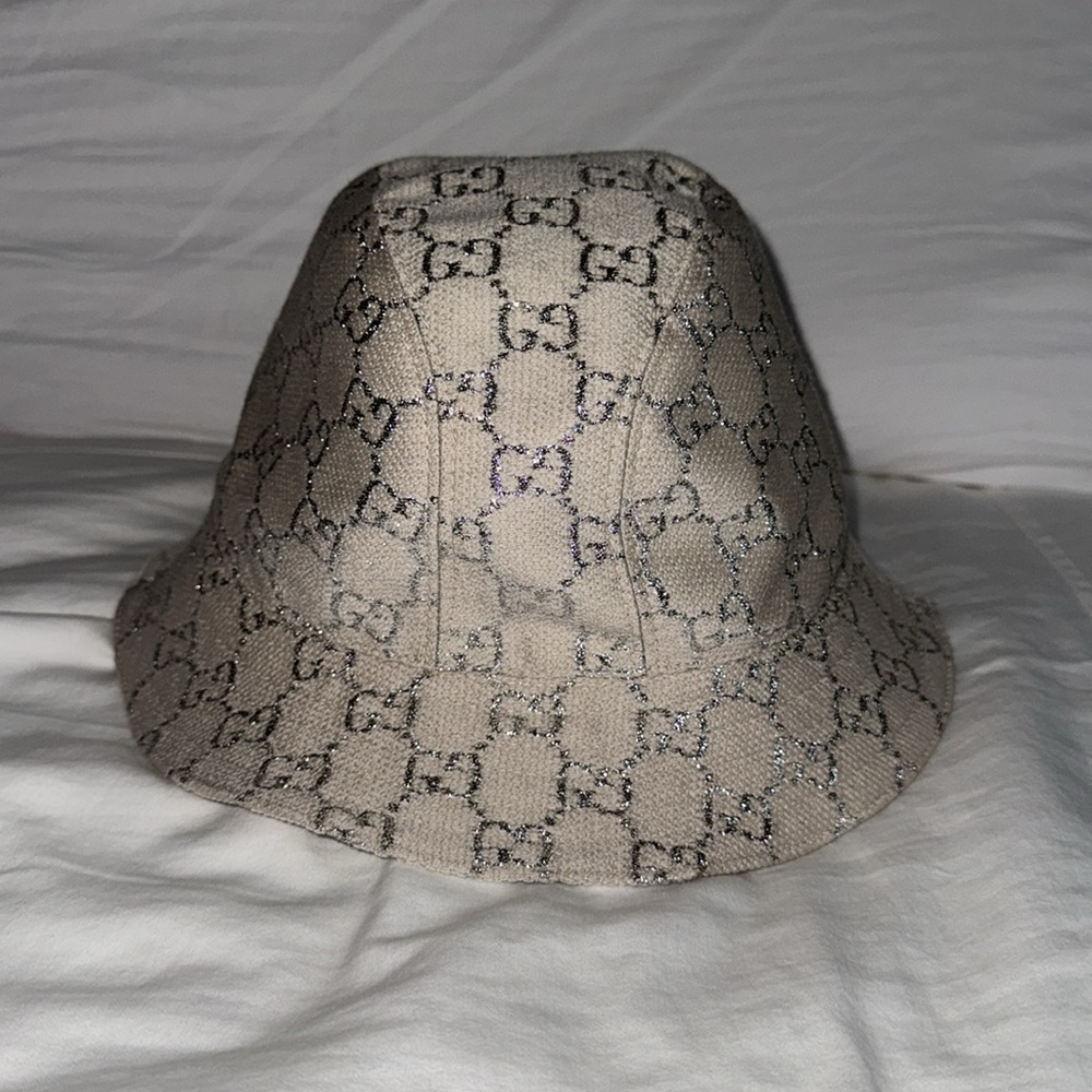 Gucci GG LAMÉ BUCKET HAT